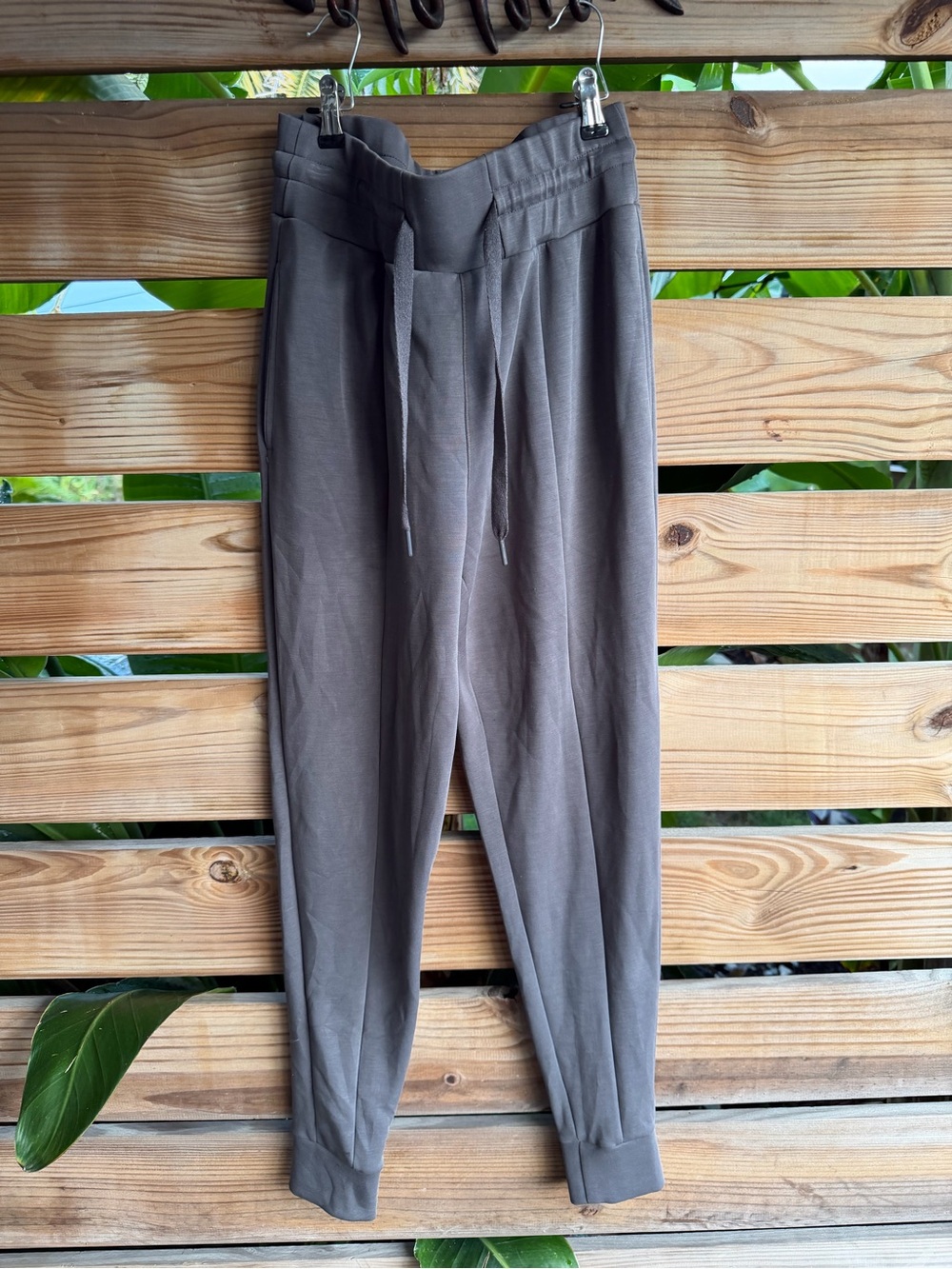 Women’s Casual Drawstring Jogger Pants - Gray